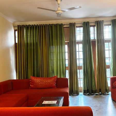 ניו דלהי Under My Roof Green Park מראה חיצוני תמונה